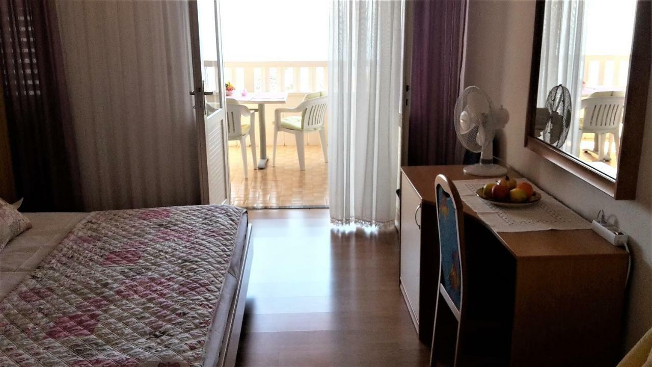 Guest House Fenix Brela Kültér fotó